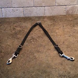 Double dog lead, perfect for small puppies.